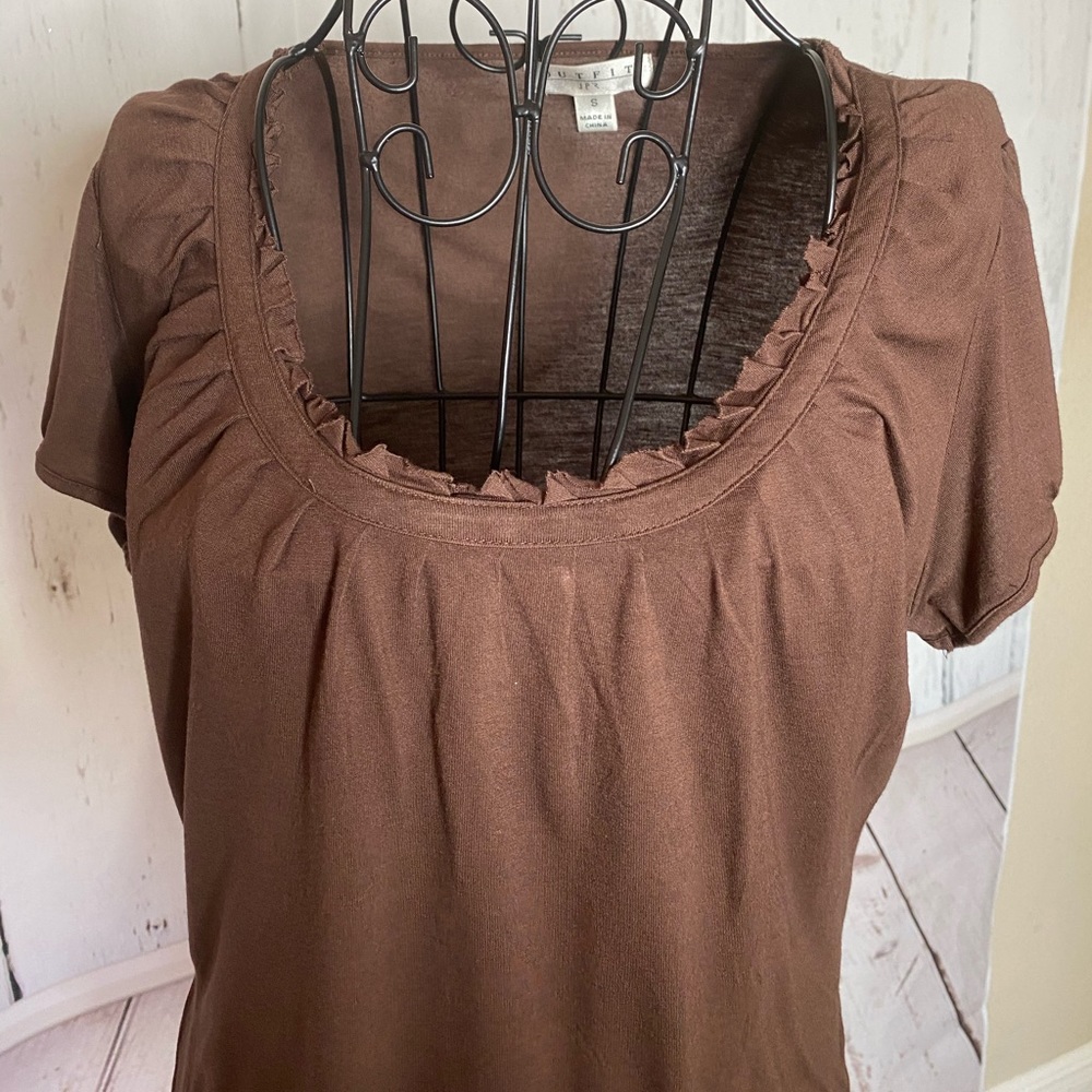 Brown Top - Picture 7 of 12